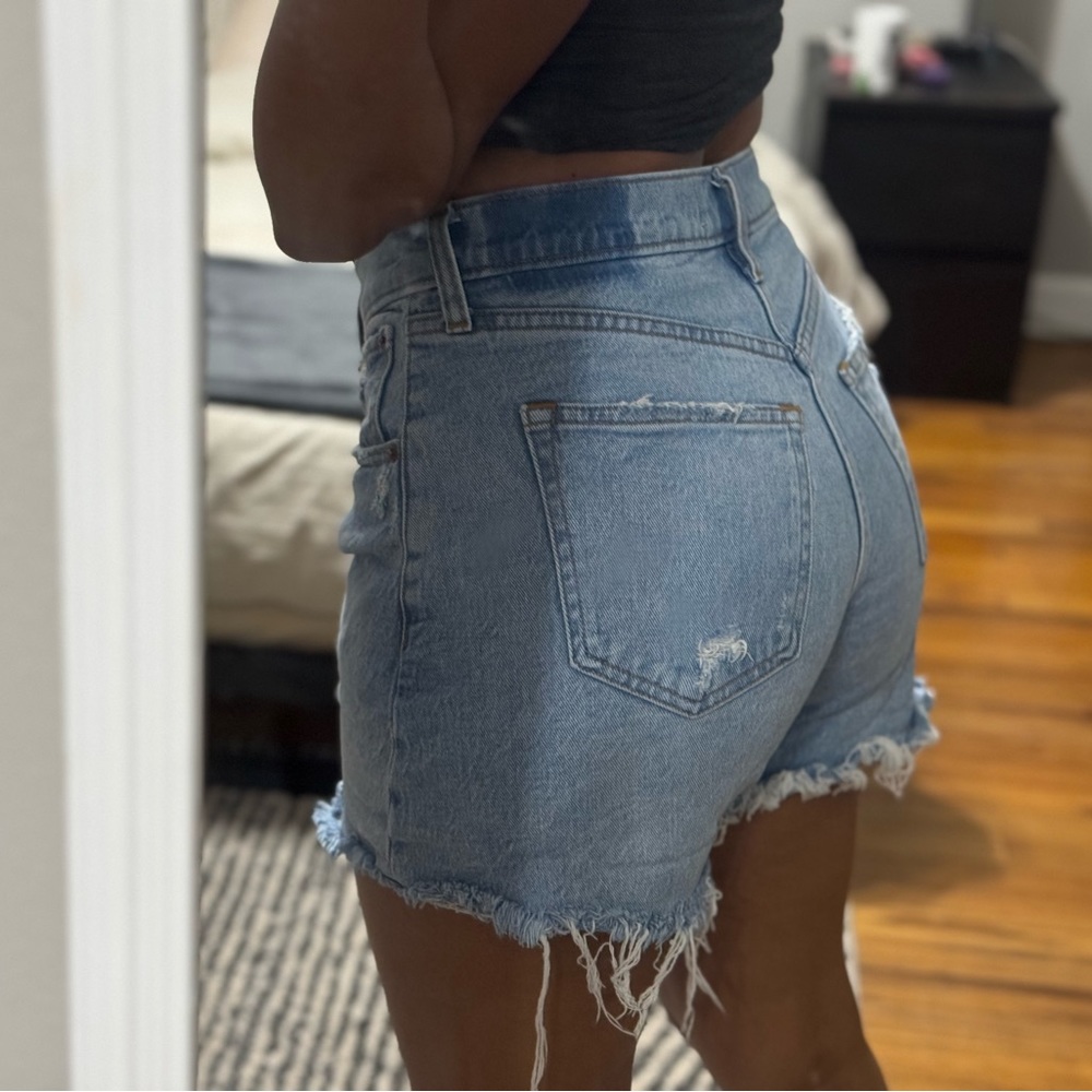 Abercrombie & Fitch Curve Love 90’s Baggy Low Rise Jean Shorts Size 25
